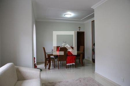 Sala e sala de jantar de apartamento para alugar com 4 quartos, 180m² em Dona Clara, Belo Horizonte