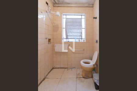 Casa à venda com 200m², 2 quartos e 1 vagaBanheiro