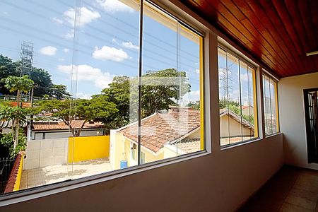 Casa à venda com 250m², 3 quartos e 6 vagas Casa à venda com 250m², 3 quartos e 6 vagasQuarto Edícula