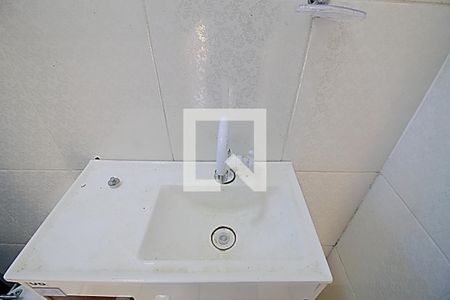 Casa à venda com 250m², 3 quartos e 6 vagas Casa à venda com 250m², 3 quartos e 6 vagasBanheiro da Edícula