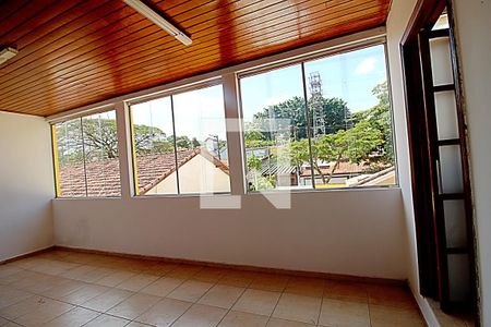 Casa à venda com 250m², 3 quartos e 6 vagas Casa à venda com 250m², 3 quartos e 6 vagasQuarto Edícula