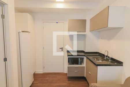 Sala / Cozinha de apartamento para alugar com 1 quarto, 26m² em Butantã, São Paulo
