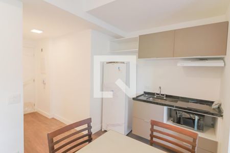 Cozinha de apartamento para alugar com 2 quartos, 50m² em Butantã, São Paulo