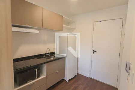 Cozinha de apartamento para alugar com 2 quartos, 54m² em Butantã, São Paulo