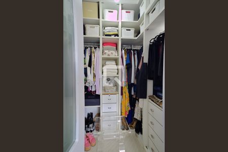 Apartamento para alugar com 88m², 2 quartos e 2 vagas Apartamento para alugar com 88m², 2 quartos e 2 vagasCloset da Suíte 1