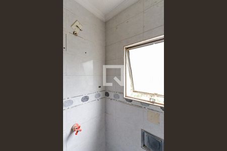 Apartamento à venda com 64m², 2 quartos e sem vaga Apartamento à venda com 64m², 2 quartos e sem vagaBanheiro