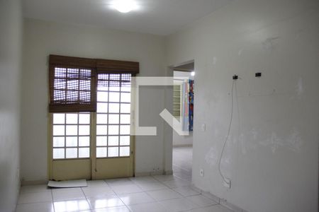 Sala de apartamento para alugar com 2 quartos, 50m² em Vila Urupês, Suzano