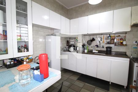 Casa à venda com 143m², 4 quartos e 3 vagasCozinha