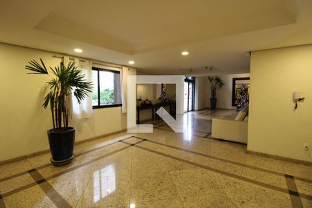 Apartamento à venda com 135m², 3 quartos e 2 vagasÁrea comum - Hall social