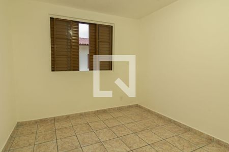 Quarto 1 de apartamento para alugar com 2 quartos, 46m² em Jardim Vista Alegre, Embu das Artes