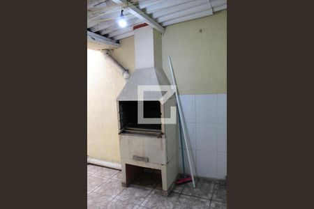 Casa à venda com 115m², 2 quartos e 2 vagasChurrasqueira