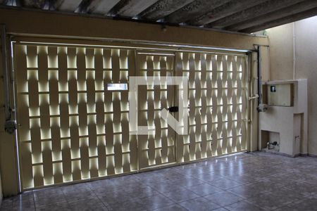 Casa à venda com 115m², 2 quartos e 2 vagasGaragem