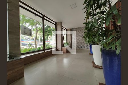 Apartamento à venda com 220m², 4 quartos e 2 vagasHall de entrada