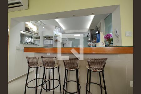 Apartamento à venda com 220m², 4 quartos e 2 vagasCozinha Americana