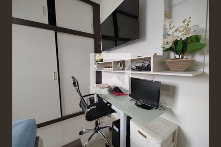 Apartamento à venda com 220m², 4 quartos e 2 vagasQuarto 3