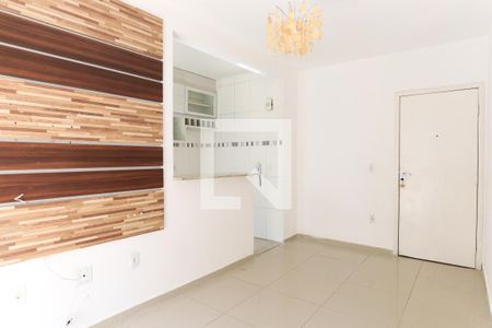 Sala de apartamento para alugar com 2 quartos, 61m² em Jardim California, Jacareí