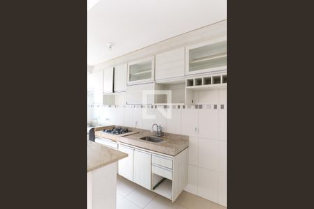 Cozinha de apartamento para alugar com 2 quartos, 61m² em Jardim California, Jacareí