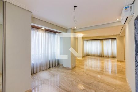 Apartamento para alugar com 4 quartos, 228m² em Santana, São Paulo