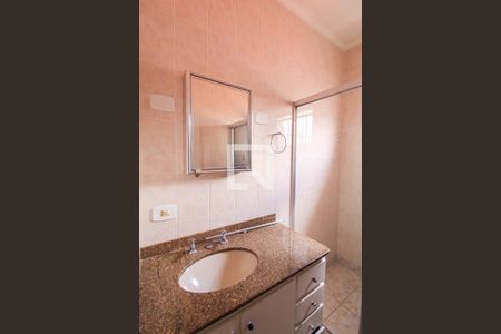 Casa para alugar com 200m², 3 quartos e 2 vagas Casa para alugar com 200m², 3 quartos e 2 vagasBanheiro