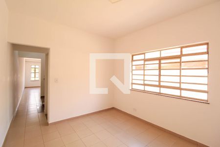 Casa para alugar com 200m², 3 quartos e 2 vagas Casa para alugar com 200m², 3 quartos e 2 vagasSala/Cozinha