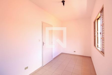 Casa para alugar com 200m², 3 quartos e 2 vagas Casa para alugar com 200m², 3 quartos e 2 vagasQuarto 2