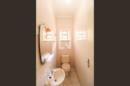 Casa para alugar com 200m², 3 quartos e 2 vagas Casa para alugar com 200m², 3 quartos e 2 vagasLavabo