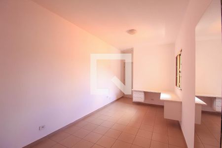 Casa para alugar com 200m², 3 quartos e 2 vagas Casa para alugar com 200m², 3 quartos e 2 vagasQuarto 3