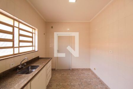 Casa para alugar com 200m², 3 quartos e 2 vagas Casa para alugar com 200m², 3 quartos e 2 vagasCozinha