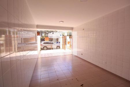 Casa para alugar com 200m², 3 quartos e 2 vagas Casa para alugar com 200m², 3 quartos e 2 vagasGaragem
