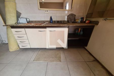 Casa para alugar com 410m², 4 quartos e 2 vagas Casa para alugar com 410m², 4 quartos e 2 vagasBanheiro 2