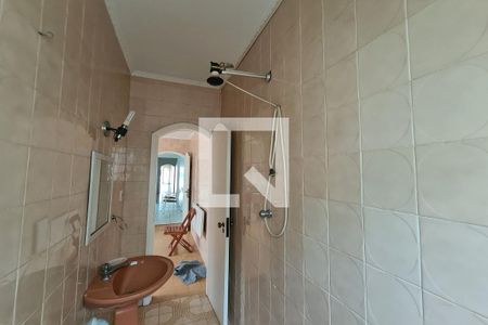 Casa para alugar com 410m², 4 quartos e 2 vagas Casa para alugar com 410m², 4 quartos e 2 vagasBanheiro de Serviço