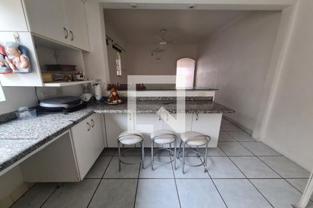 Casa para alugar com 410m², 4 quartos e 2 vagas Casa para alugar com 410m², 4 quartos e 2 vagasCozinha 2