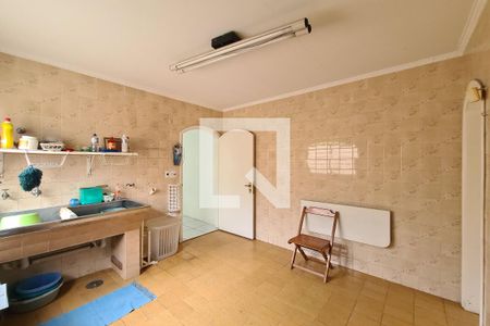 Casa para alugar com 410m², 4 quartos e 2 vagas Casa para alugar com 410m², 4 quartos e 2 vagasÁrea de Serviço