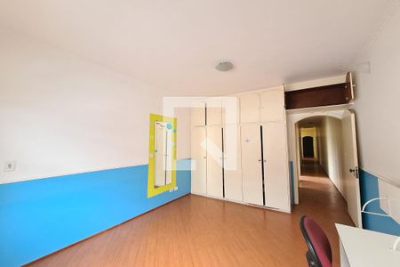 Casa para alugar com 410m², 4 quartos e 2 vagas Casa para alugar com 410m², 4 quartos e 2 vagasQuarto 2
