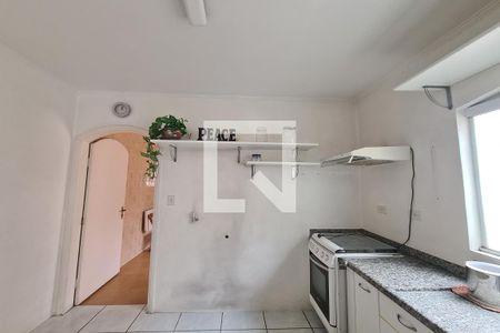 Casa para alugar com 410m², 4 quartos e 2 vagas Casa para alugar com 410m², 4 quartos e 2 vagasCozinha 2