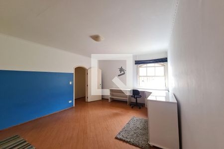 Casa para alugar com 410m², 4 quartos e 2 vagas Casa para alugar com 410m², 4 quartos e 2 vagasQuarto 2
