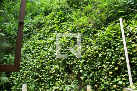 Casa à venda com 250m², 5 quartos e 1 vaga Casa à venda com 250m², 5 quartos e 1 vagaQuarto