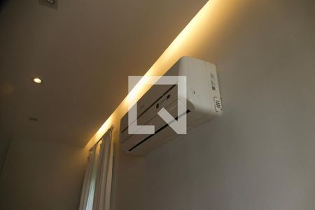 Casa à venda com 250m², 5 quartos e 1 vaga Casa à venda com 250m², 5 quartos e 1 vagaQuarto