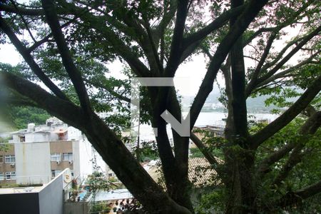 Casa à venda com 250m², 5 quartos e 1 vaga Casa à venda com 250m², 5 quartos e 1 vagaQuarto vista