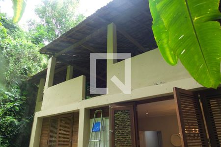 Casa à venda com 250m², 5 quartos e 1 vaga Casa à venda com 250m², 5 quartos e 1 vagaQuarto varanda