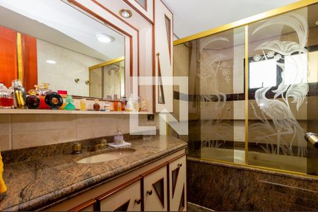 Apartamento à venda com 160m², 3 quartos e 2 vagas Apartamento à venda com 160m², 3 quartos e 2 vagasBanheiro - Suíte
