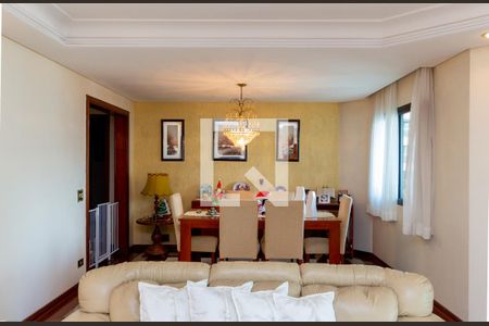 Apartamento à venda com 160m², 3 quartos e 2 vagas Apartamento à venda com 160m², 3 quartos e 2 vagasSala de Jantar