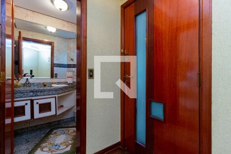 Apartamento à venda com 160m², 3 quartos e 2 vagas Apartamento à venda com 160m², 3 quartos e 2 vagasHall de entrada