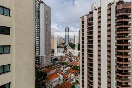 Apartamento à venda com 160m², 3 quartos e 2 vagas Apartamento à venda com 160m², 3 quartos e 2 vagasVista - Varanda Quarto 2