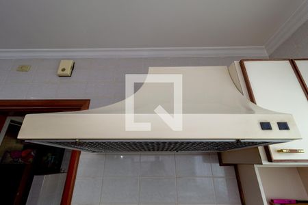 Apartamento à venda com 160m², 3 quartos e 2 vagas Apartamento à venda com 160m², 3 quartos e 2 vagasDetalhe - Cozinha