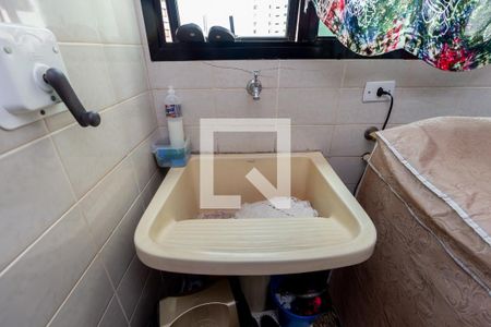 Apartamento à venda com 160m², 3 quartos e 2 vagas Apartamento à venda com 160m², 3 quartos e 2 vagasDetalhe - Área de Serviço