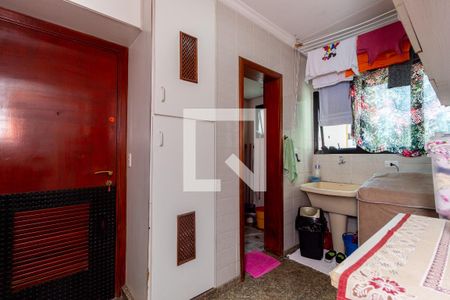 Apartamento à venda com 160m², 3 quartos e 2 vagas Apartamento à venda com 160m², 3 quartos e 2 vagasÁrea de Serviço