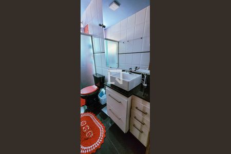 Casa à venda com 90m², 3 quartos e 4 vagasBanheiro Social