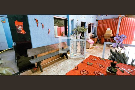 Casa à venda com 90m², 3 quartos e 4 vagasVaranda