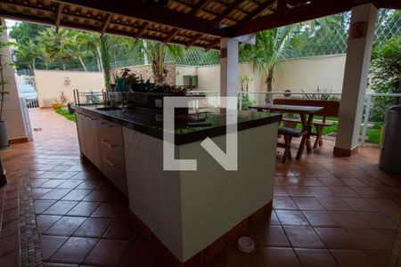 Casa de condomínio à venda com 199m², 4 quartos e 4 vagas Casa de condomínio à venda com 199m², 4 quartos e 4 vagasÁrea - Churrasqueira